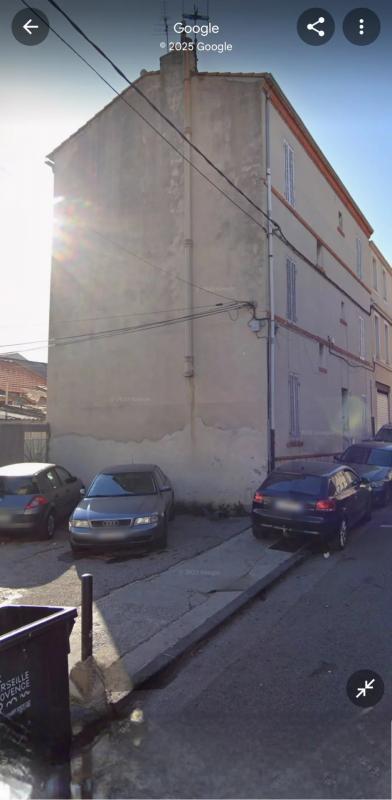 Immeuble - 1 200 m² - 40 pièces