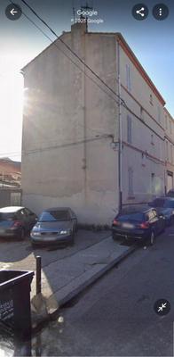 Immeuble - 1 200 m² - 40 pièces