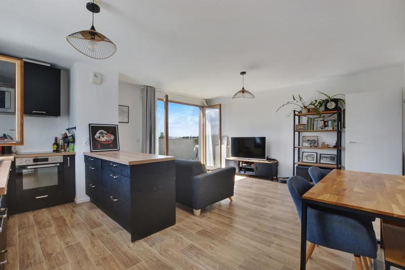 Appartement - 70 m² - 3 pièces