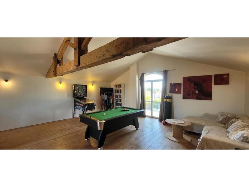 Maison - 168 m² - 5 pièces