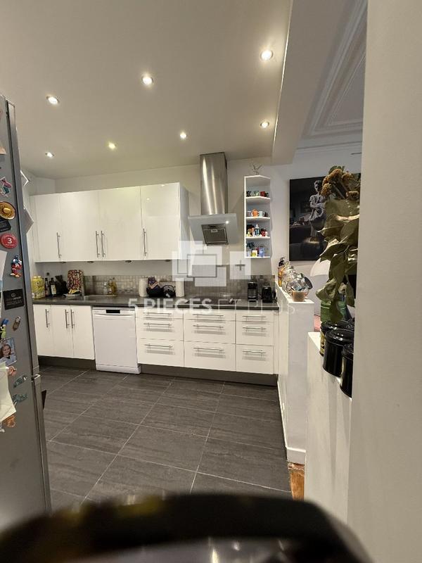 Maison de ville - 147 m² - 6 pièces