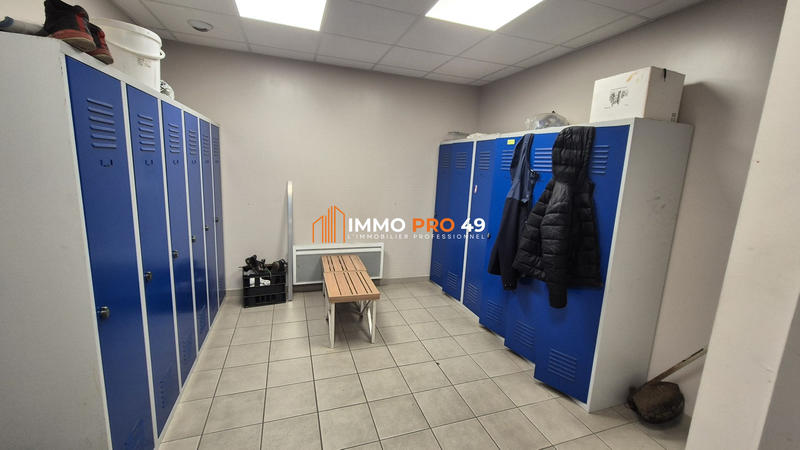 Local d'activités - 3 340 m²