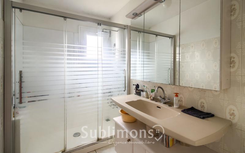 Maison - 157 m² - 8 pièces