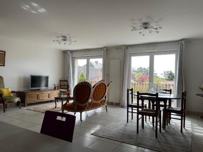 Appartement - 90 m² - 3 pièces