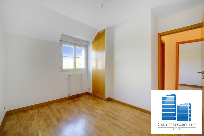 Maison contemporaine - 102 m² - 5 pièces