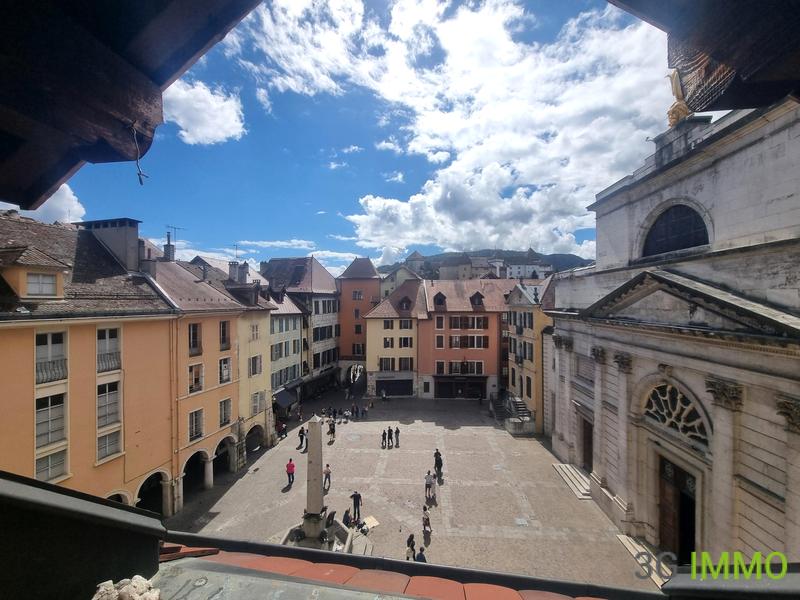 Appartement - 109 m² - 8 pièces