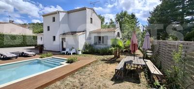 Villa - 120 m² - 5 pièces