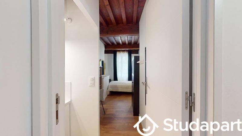 Chambre - 11 m² - 1 pièce