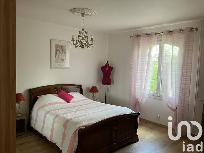 Maison - 233 m² - 7 pièces