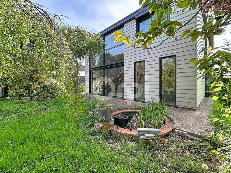 Maison - 108 m² - 6 pièces