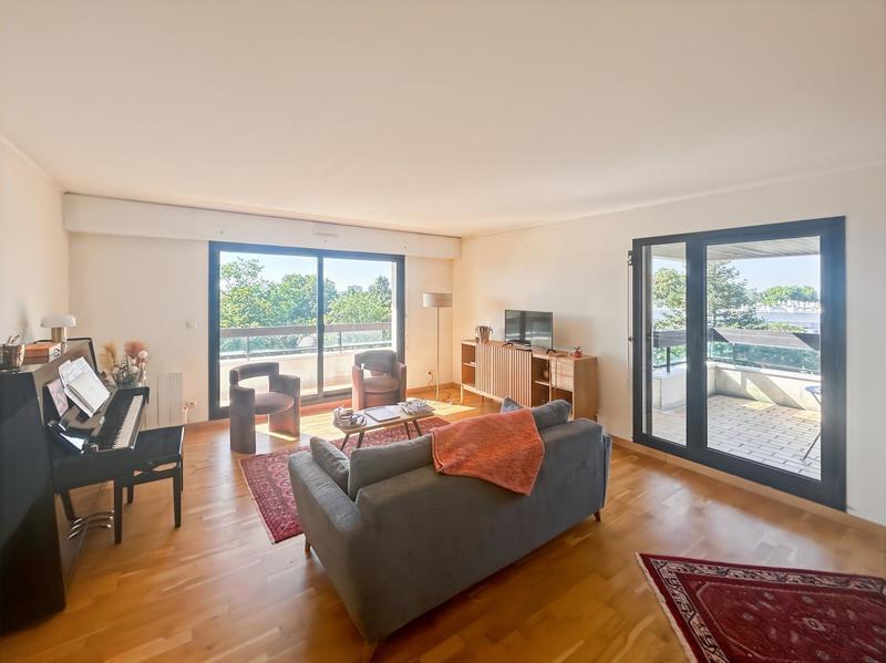 Appartement - 86 m² - 4 pièces