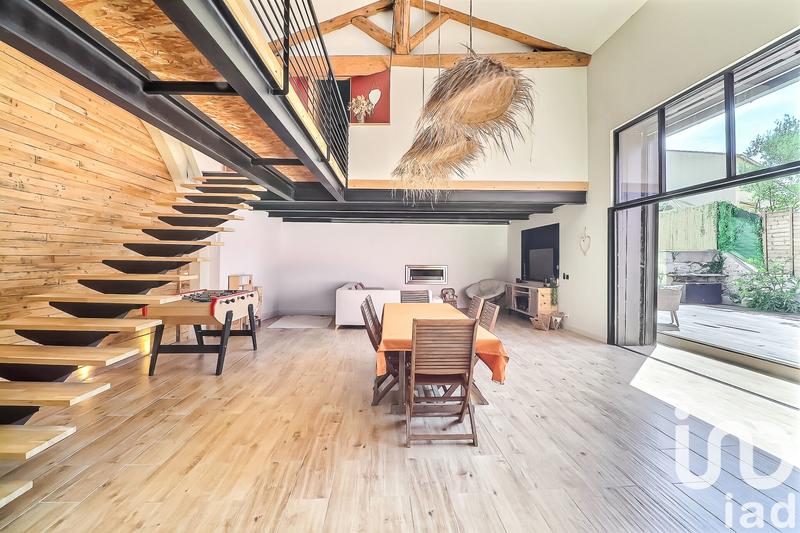 Maison de maîtres - 258 m² - 8 pièces