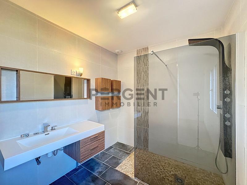 Maison - 154 m² - 5 pièces