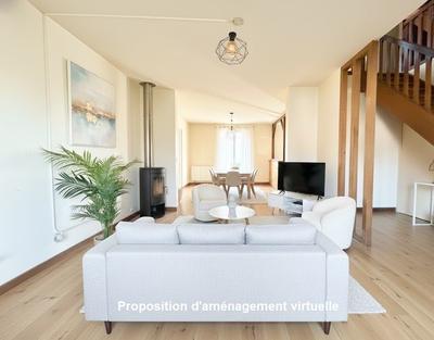 Maison - 95 m² - 5 pièces