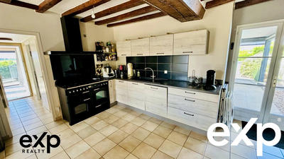 Maison traditionnelle - 130 m² - 5 pièces