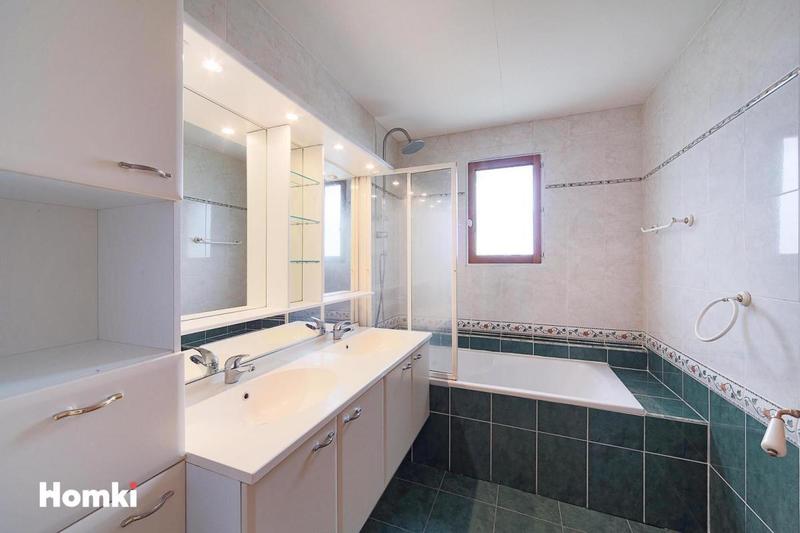 Maison - 127 m² - 6 pièces