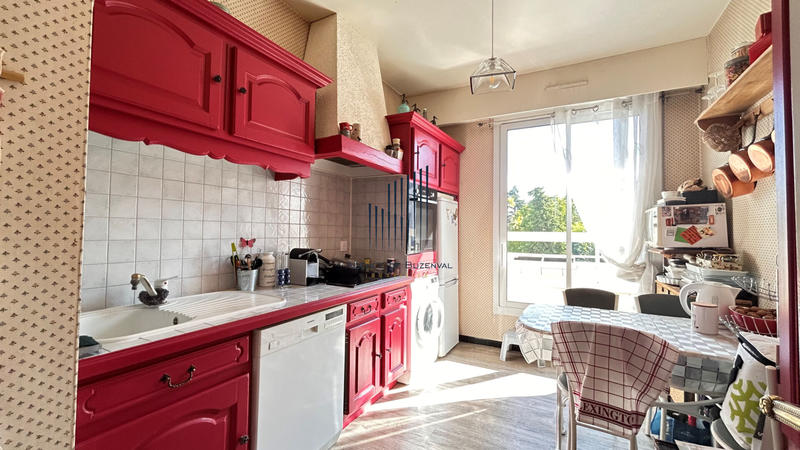 Appartement - 111 m² - 5 pièces