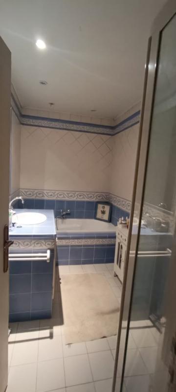 Maison - 200 m² - 8 pièces