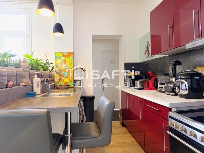 Maison - 96 m² - 5 pièces