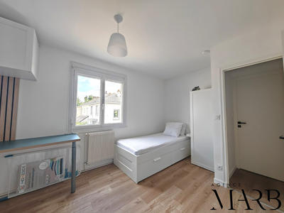 Appartement - 57 m² - 5 pièces
