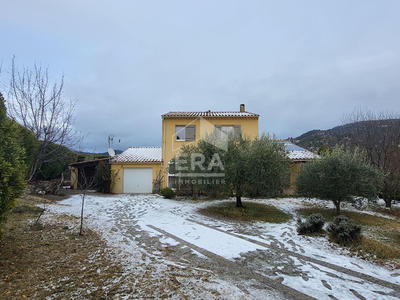 Maison - 111 m² - 4 pièces