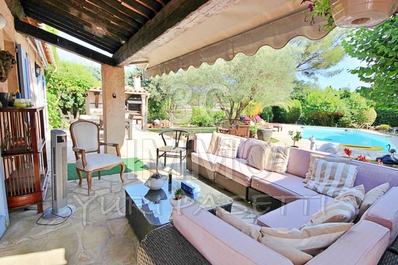 Villa - 140 m² - 5 pièces