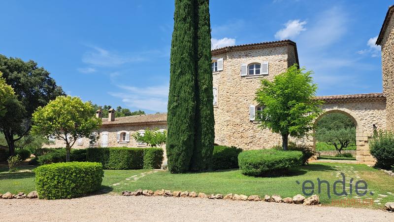 Appartement - 147 m² - 5 pièces