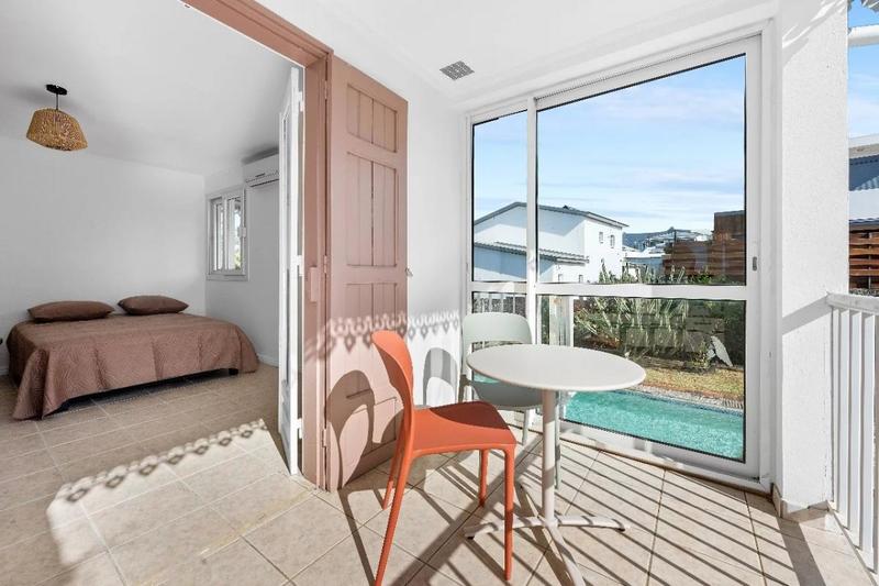 Maison - 297 m² - 14 pièces