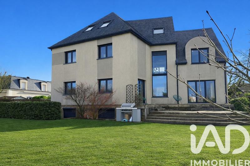 Maison - 531 m² - 14 pièces