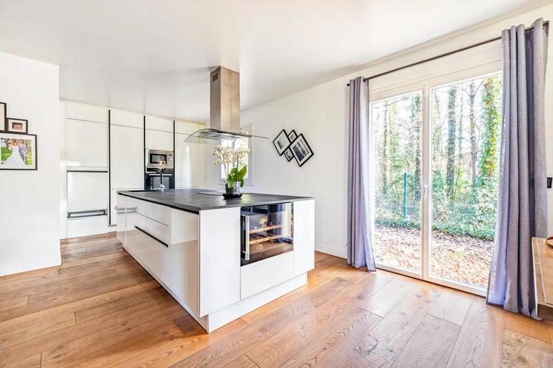 Maison - 176 m² - 6 pièces