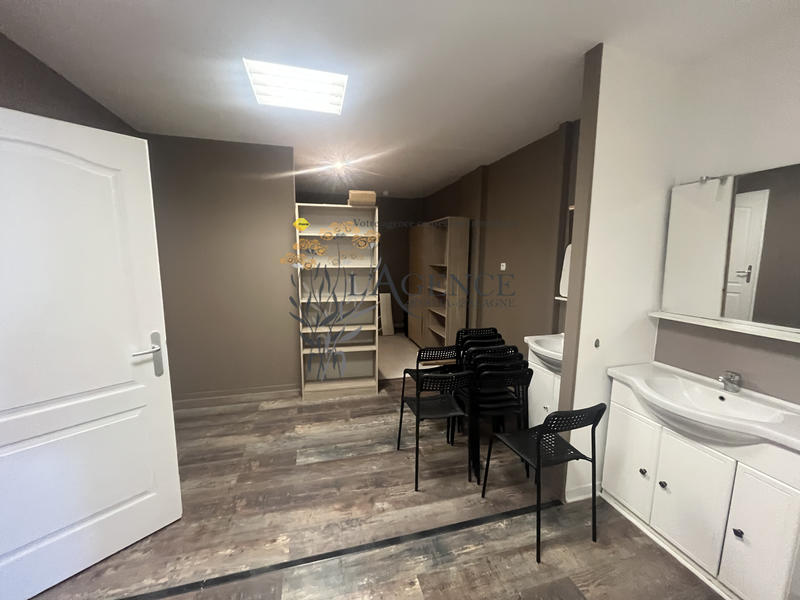 Local commercial - 66 m²