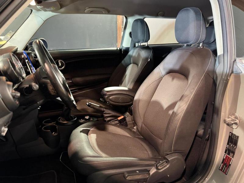 Mini Mini Cooper ( F56) 3 portes 1.5 136ch Sièges chauffants, Régulateur de vitesse, Ecran Bluetooth