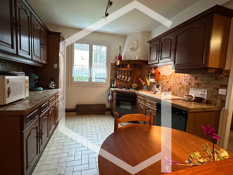 Maison - 92 m² - 4 pièces