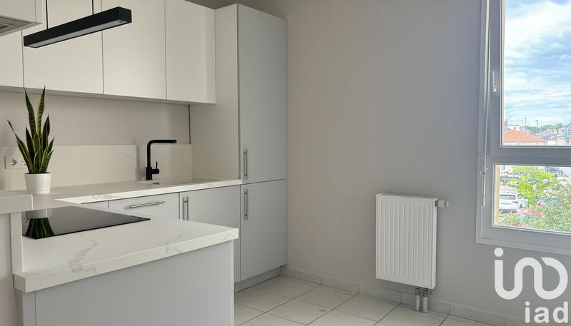 Appartement - 96 m² - 5 pièces