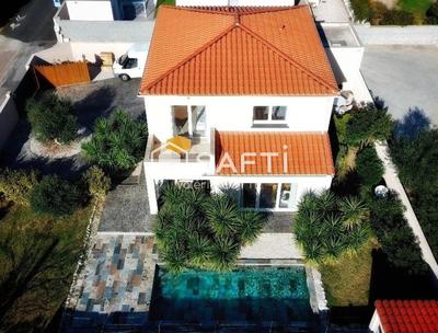 Maison - 146 m² - 5 pièces