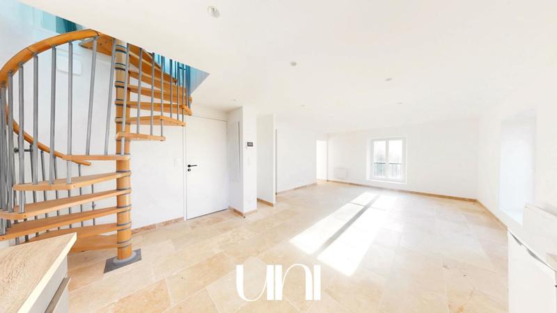 Duplex - 66 m² - 4 pièces