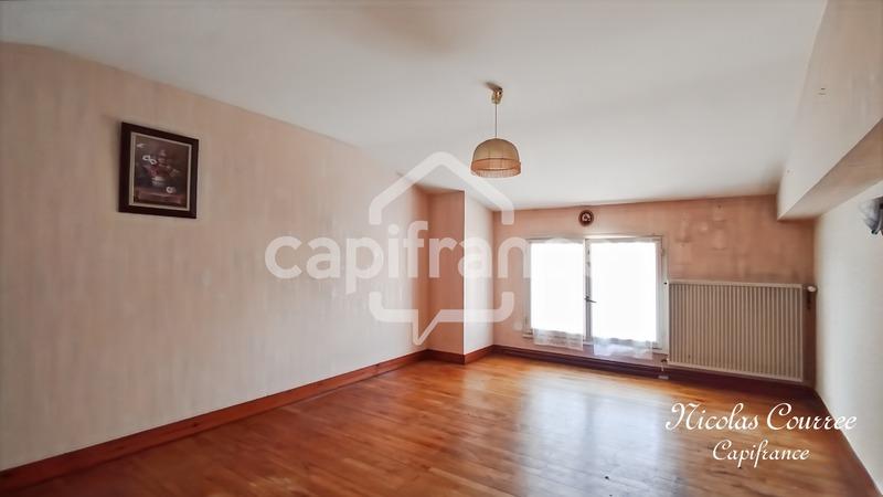 Maison - 102 m² - 3 pièces