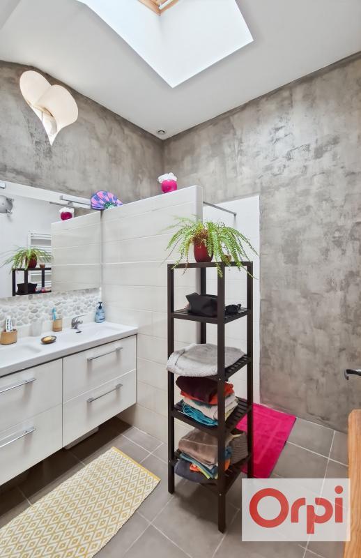 Maison - 180 m² - 6 pièces