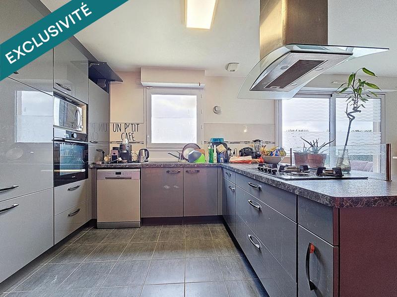 Maison - 107 m² - 6 pièces