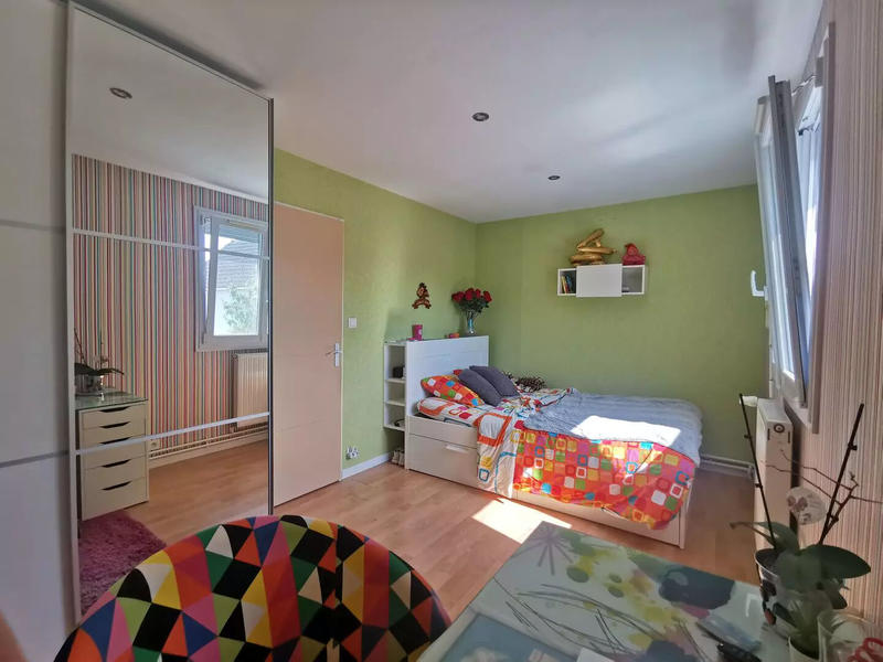 Maison - 132 m² - 10 pièces