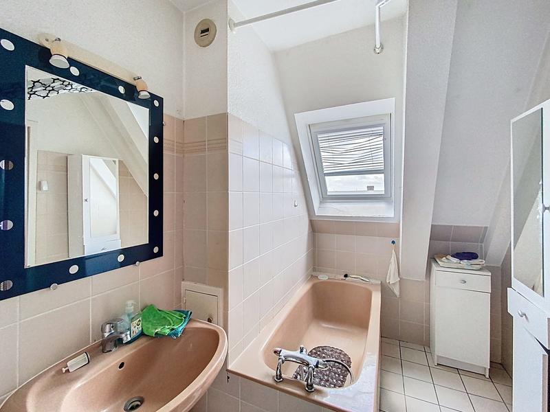 Appartement - 94 m² - 5 pièces