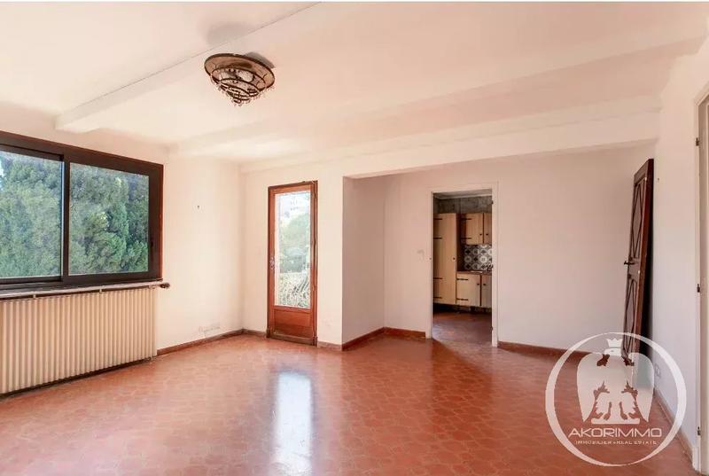 Appartement - 158 m² - 8 pièces