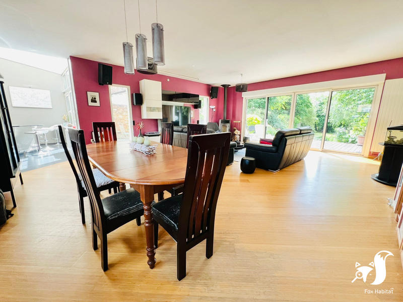 Maison ancienne - 195 m² - 6 pièces