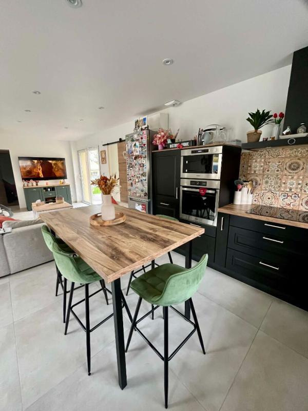 Maison - 92 m² - 4 pièces