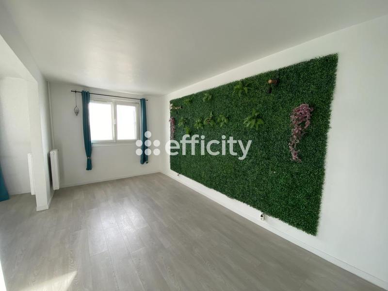 Appartement - 110 m² - 6 pièces