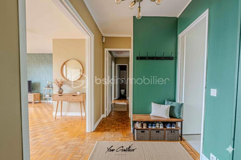 Appartement - 83 m² - 4 pièces