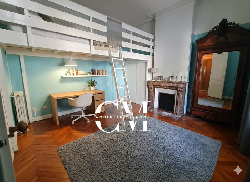 Maison - 153 m² - 7 pièces