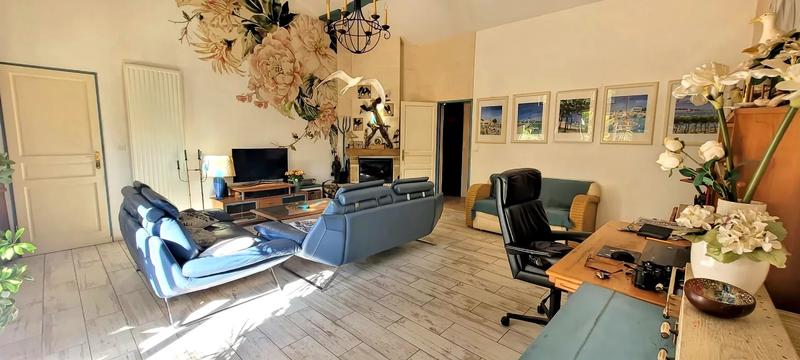 Maison - 195 m² - 6 pièces