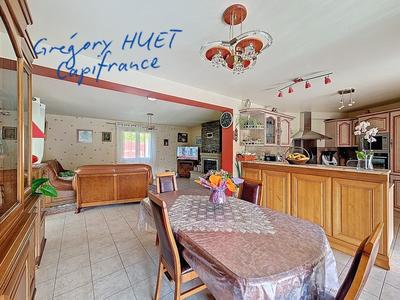 Maison - 158 m² - 9 pièces