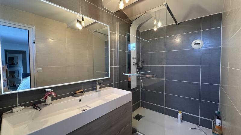 Appartement sur toit - 110 m² - 5 pièces